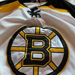 bruins jersey
